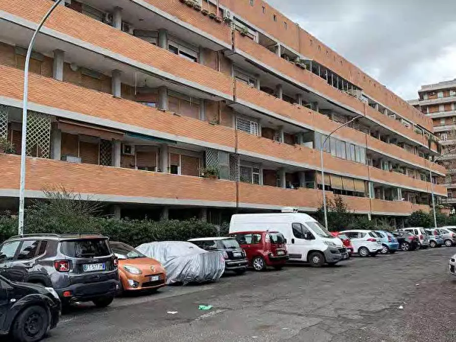 Immagine 1 di Appartamento in vendita  in VIA MONA MARIO a Roma