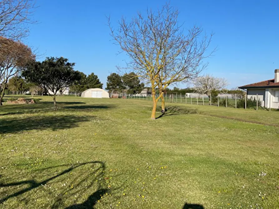 Immagine 2 di Terreno in vendita  in Via XX settembre a Cavallino-Treporti