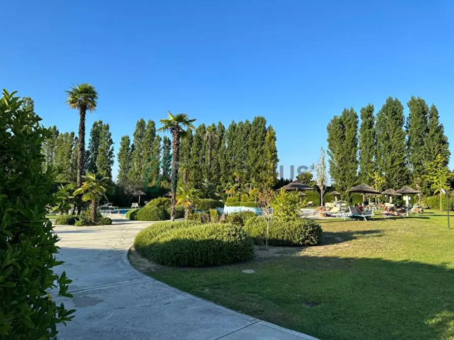 Immagine 4 di Villa in vendita  in Via Ivone Grassetto a Jesolo