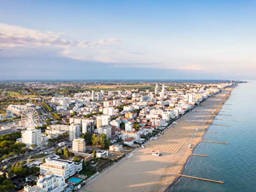 Immagine 12 di Appartamento in affitto  in Via Bafile a Jesolo