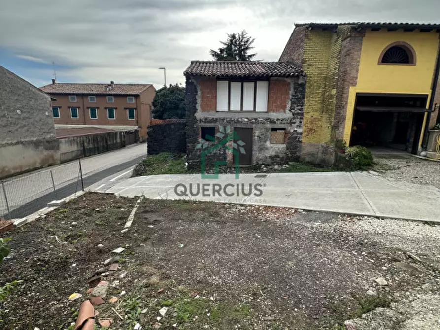 Immagine 21 di Rustico / casale in vendita  in Via San Brizio a Monteforte D'alpone