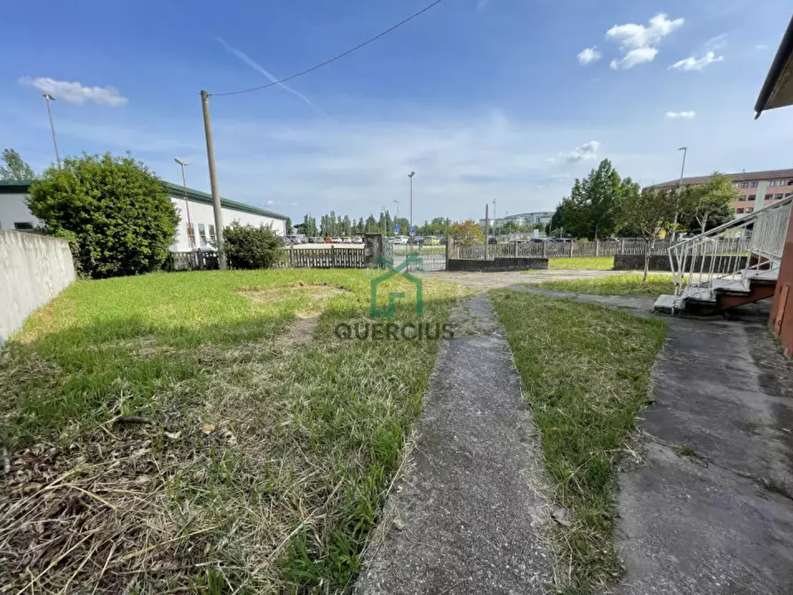 Immagine 20 di Villa in vendita  in Via camporosolo a San Bonifacio