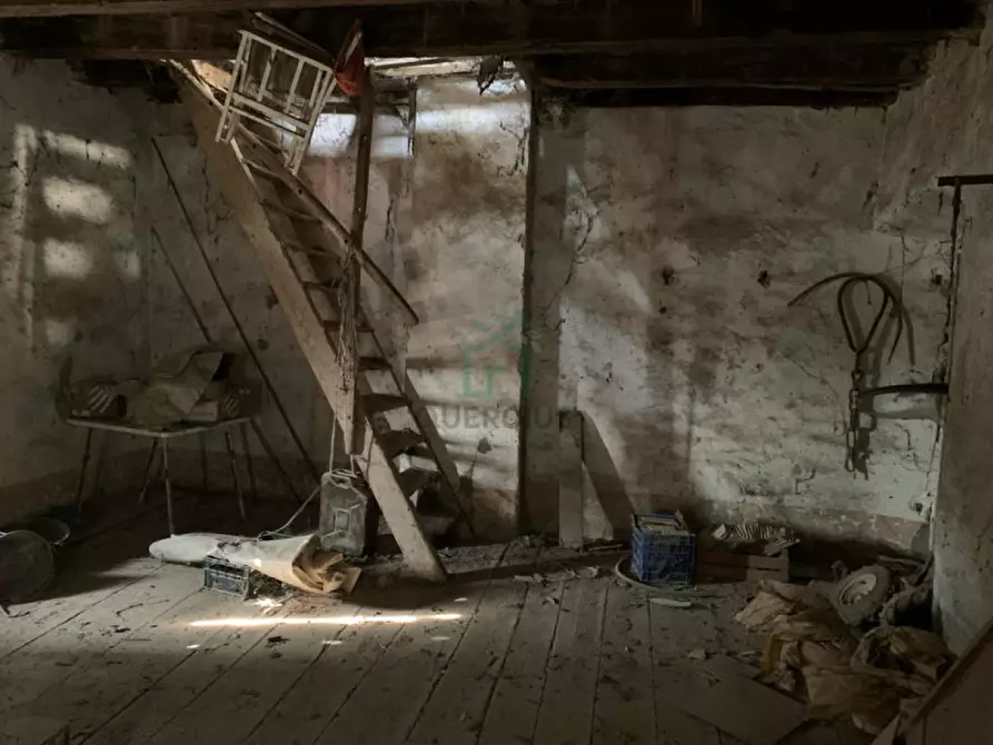 Immagine 10 di Rustico / casale in vendita  in Via S.Antonio a Tregnago