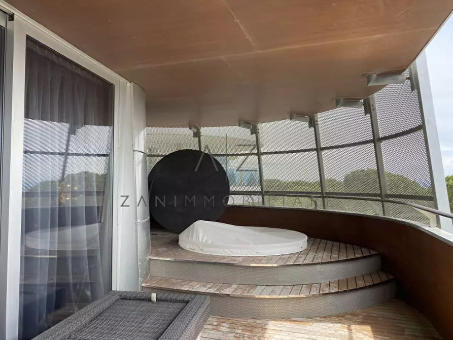 Immagine 11 di Appartamento in vendita  in Via Lungo Mare Trieste a Lignano Sabbiadoro