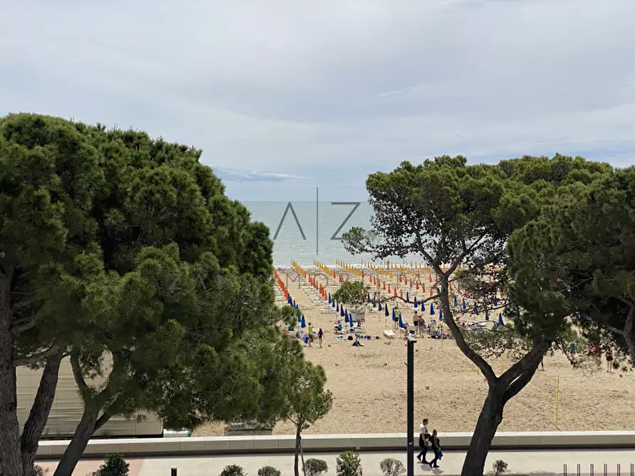 Immagine 30 di Appartamento in vendita  in Via Lungo Mare Trieste a Lignano Sabbiadoro