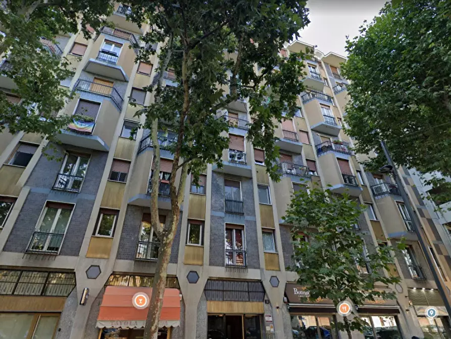 Immagine 1 di Appartamento in affitto  in Via Valtellina 18 a Milano