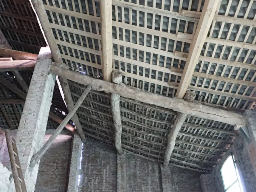 Immagine 14 di Rustico / casale in vendita  in strada veronica a Parma