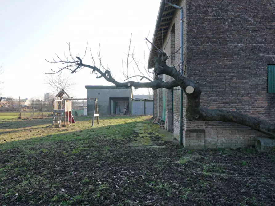 Immagine 26 di Rustico / casale in vendita  in strada veronica a Parma
