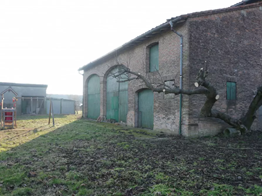 Immagine 27 di Rustico / casale in vendita  in strada veronica a Parma
