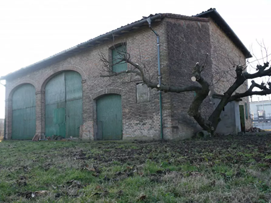 Immagine 28 di Rustico / casale in vendita  in strada veronica a Parma