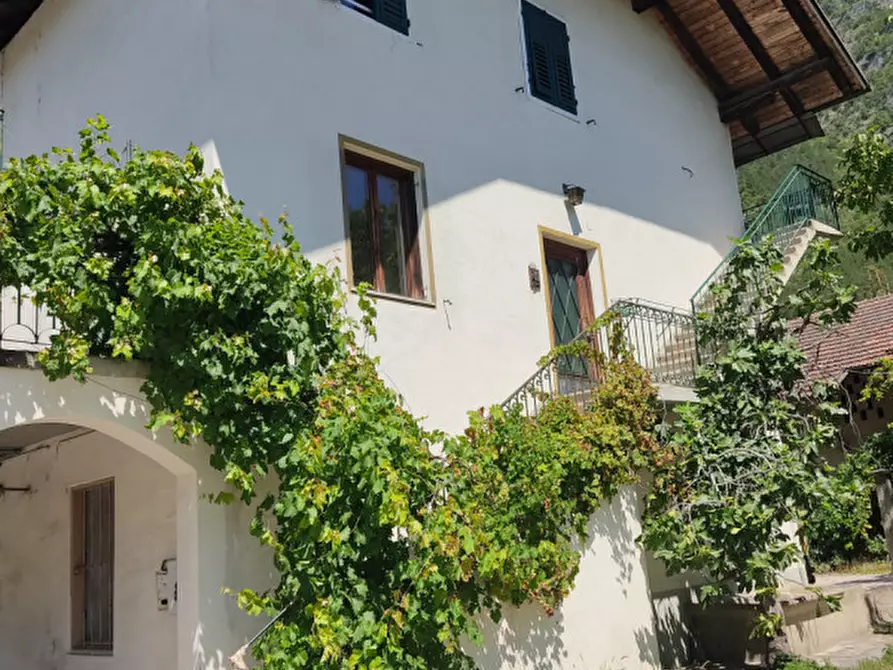Appartamento in vendita in via Principale a Egna .Neumarkt.