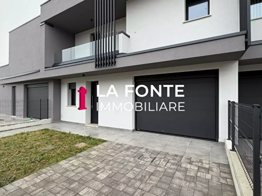 Immagine 1 di Casa quadrifamiliare in vendita  a Vigonza
