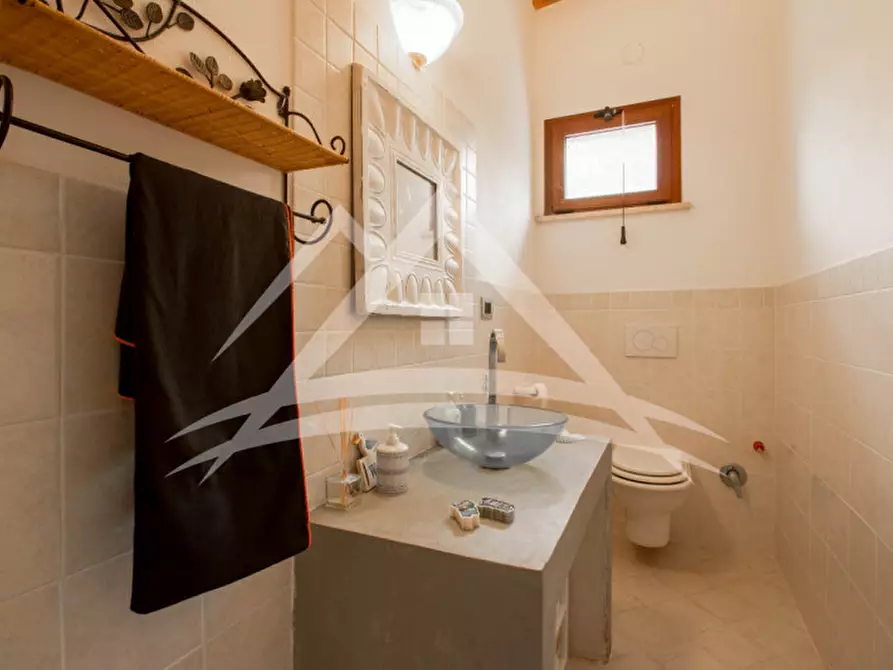 Immagine 7 di Bed & Breakfast in vendita  a Stintino