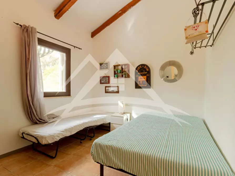 Immagine 10 di Bed & Breakfast in vendita  a Stintino
