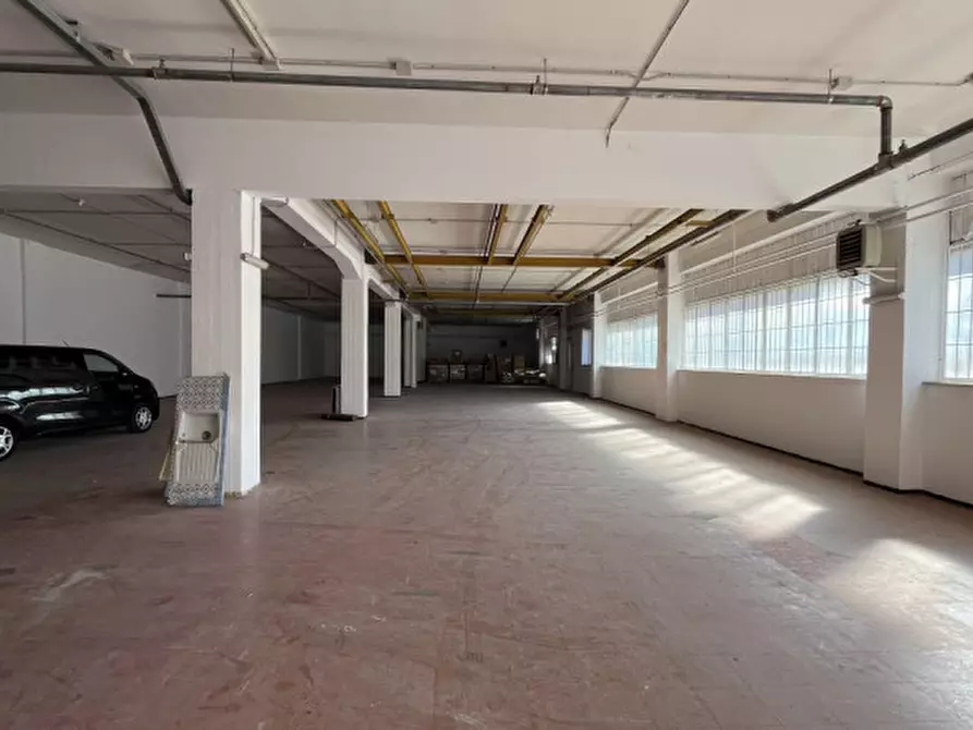 Immagine 2 di Capannone industriale in affitto  in VIA DELL'ARTIGIANATO a Ancona