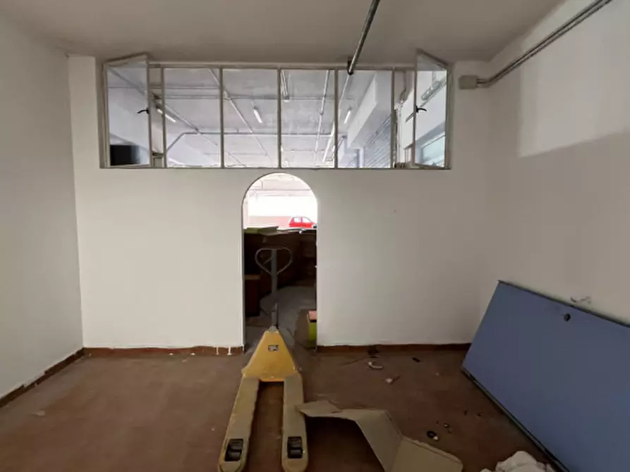 Immagine 11 di Capannone industriale in affitto  in VIA DELL'ARTIGIANATO a Ancona