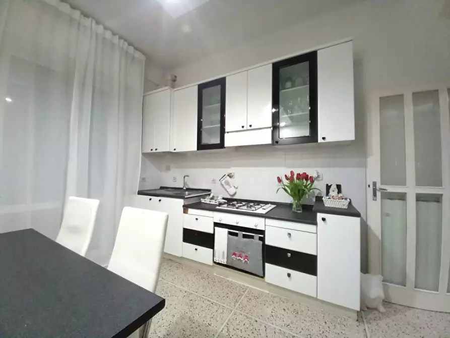 Immagine 1 di Appartamento in vendita  in Via Bondi a Bologna