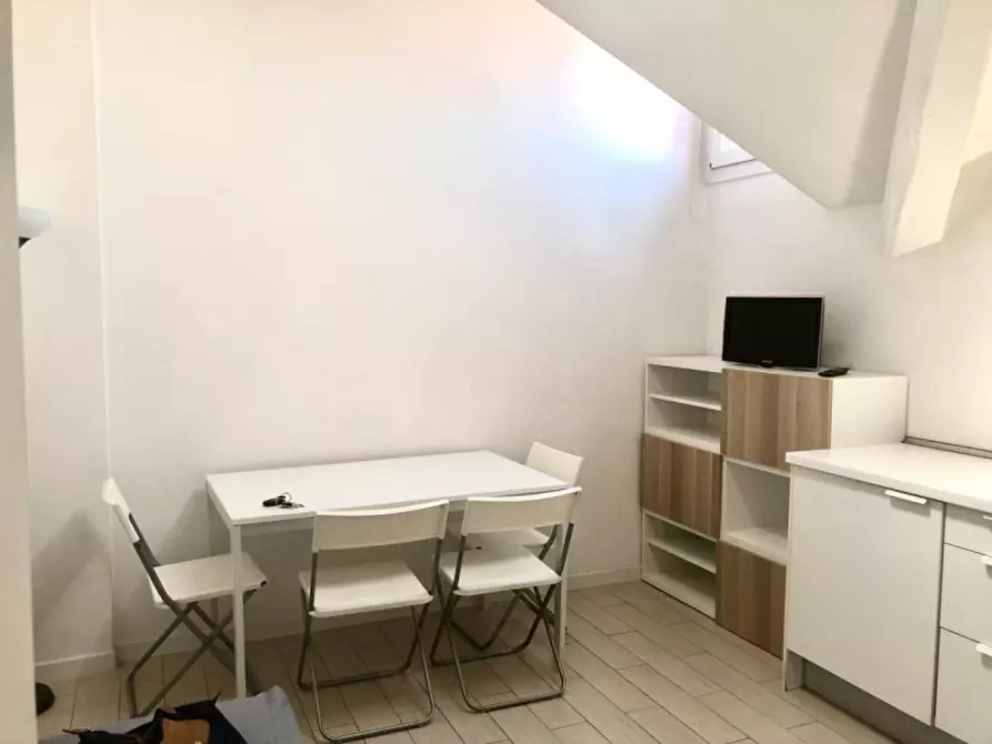 Immagine 1 di Appartamento in affitto  in via Venini, 33 a Milano
