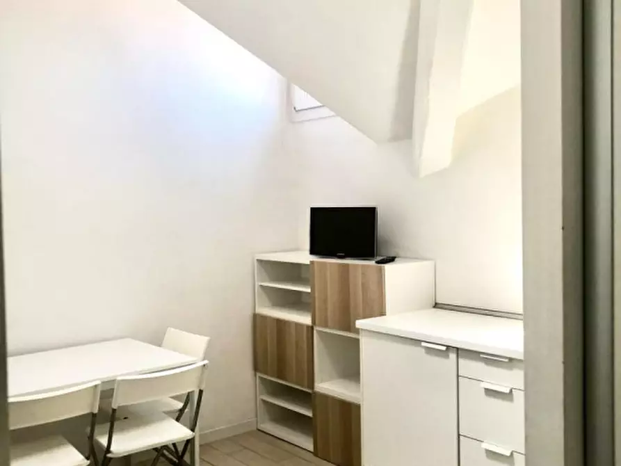 Immagine 3 di Appartamento in affitto  in via Venini, 33 a Milano