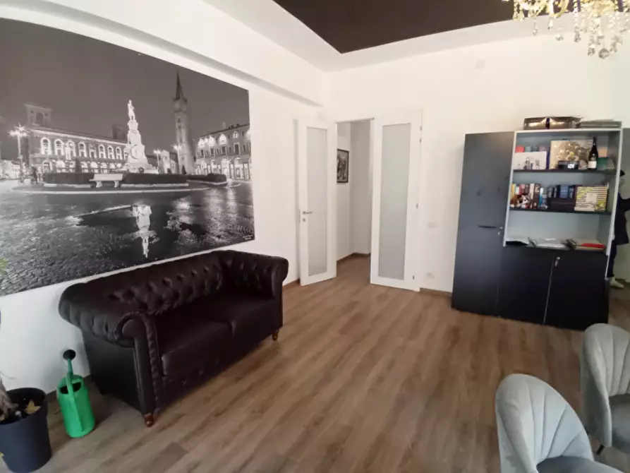 Immagine 1 di Appartamento in vendita  in Corso Garibaldi a Forli'