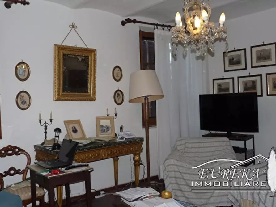 Immagine 29 di Villa in vendita  in villastrada a Castiglione Del Lago