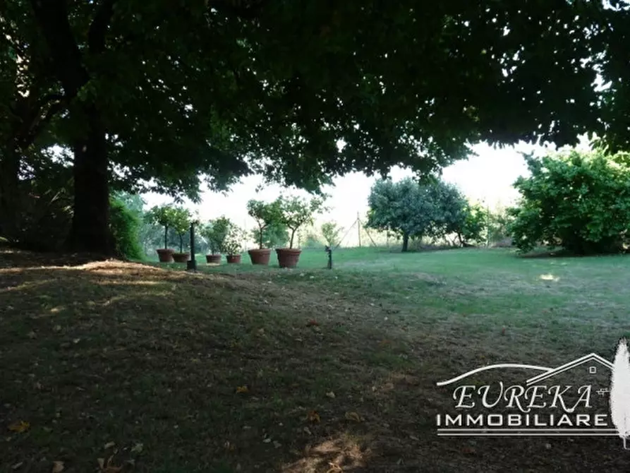 Immagine 42 di Villa in vendita  in villastrada a Castiglione Del Lago