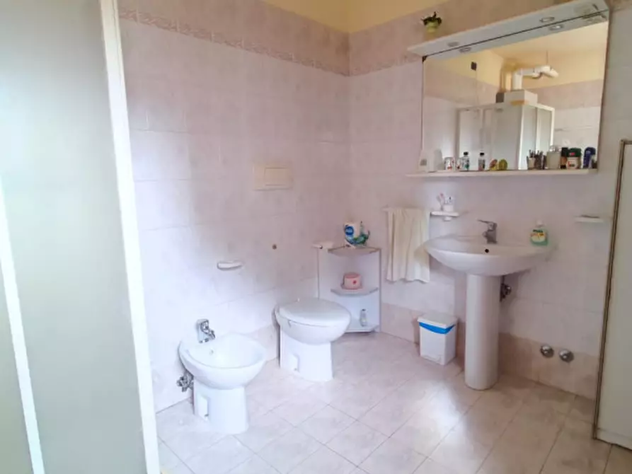 Immagine 10 di Casa bifamiliare in vendita  in Via Roma a Rovolon