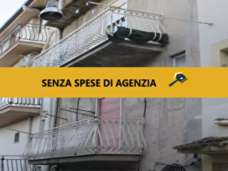 Immagine 1 di Appartamento in vendita  in via Gaetano Donizetti 5 a Favara