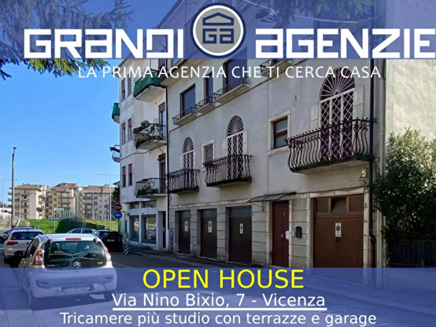 Immagine 1 di Appartamento in vendita  in Via Nino Bixio, 7 a Vicenza