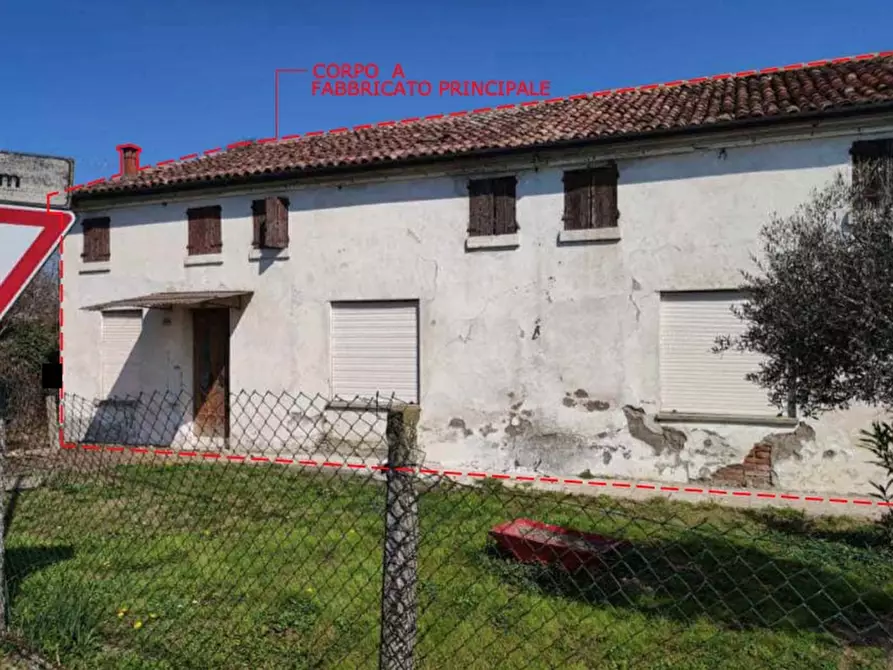 Immagine 1 di Casa indipendente in vendita  in VIA CAVO BENTIVOGLIO 3161 a Ceneselli