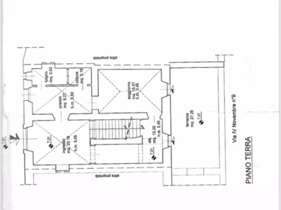 Immagine 17 di Palazzo in vendita  a Scansano
