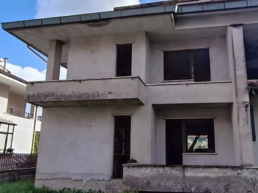 Immagine 5 di Casa bifamiliare in vendita  in VIA AGNONE MAGGIORE a Sora