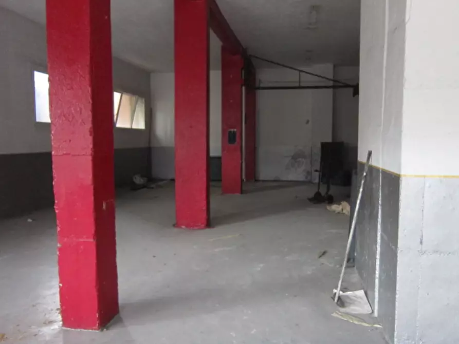 Immagine 3 di Magazzino in vendita  a Lumezzane