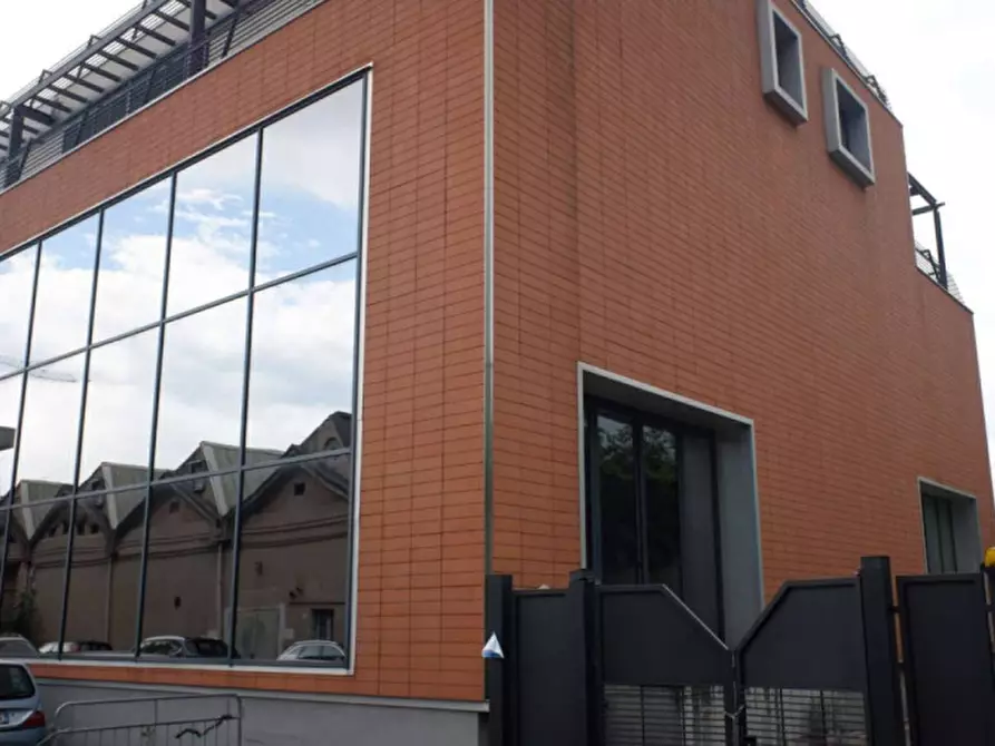 Immagine 2 di Ufficio in vendita  a Brescia