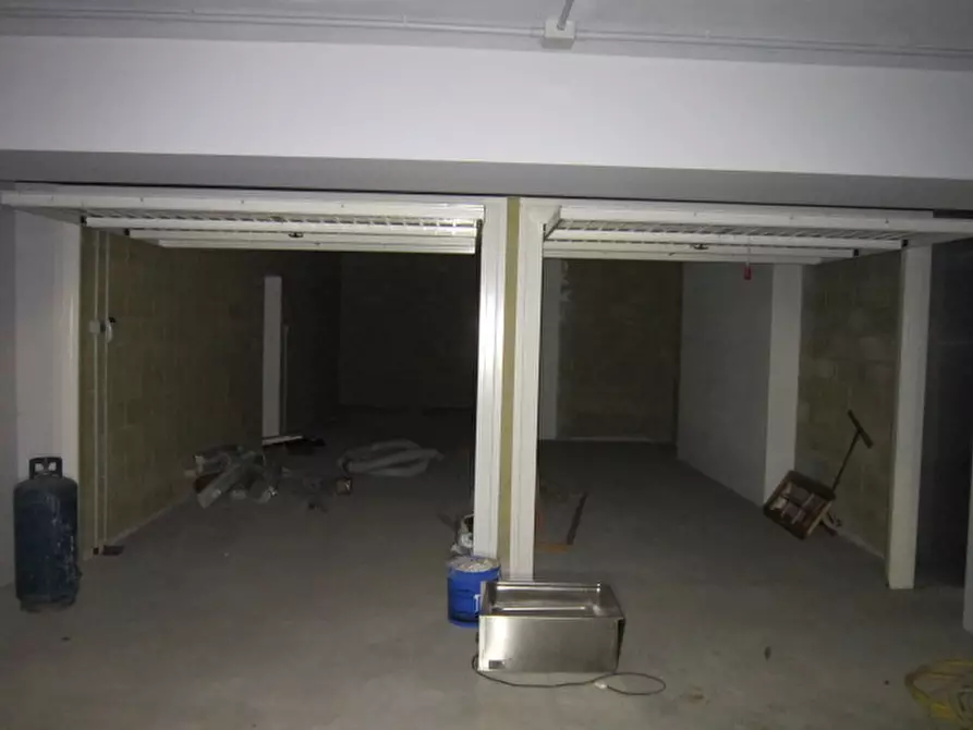 Immagine 14 di Ufficio in vendita  a Brescia