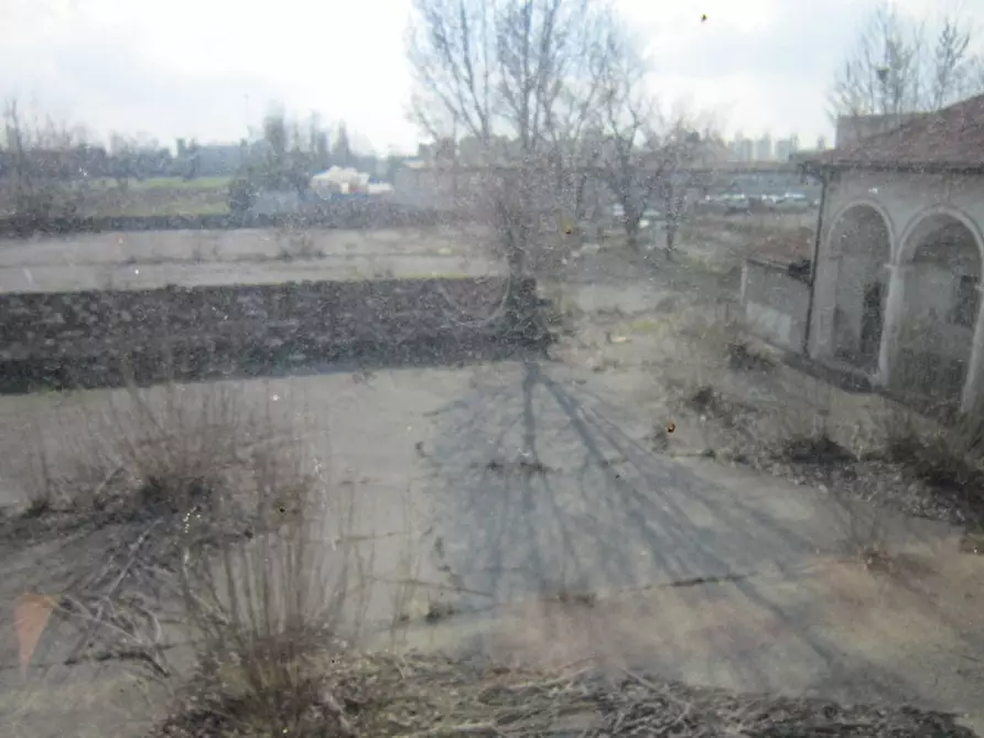 Immagine 13 di Palazzo in vendita  a Brescia