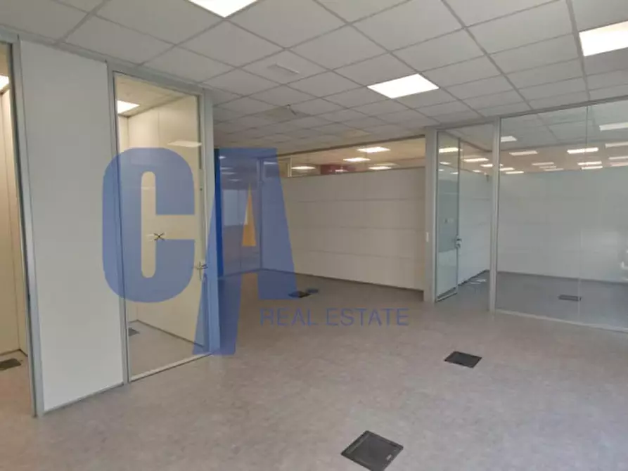 Immagine 5 di Ufficio in affitto  in VIALE CERTOSA a Milano