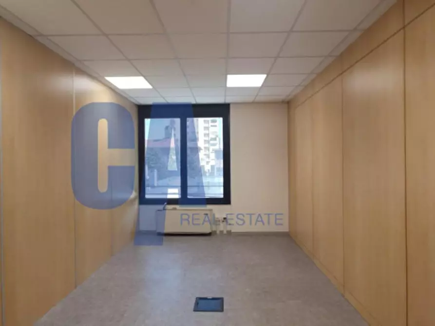 Immagine 7 di Ufficio in affitto  in VIALE CERTOSA a Milano
