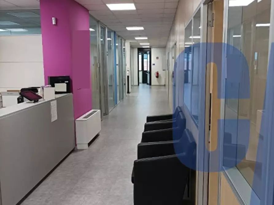 Immagine 23 di Ufficio in affitto  in VIALE CERTOSA a Milano