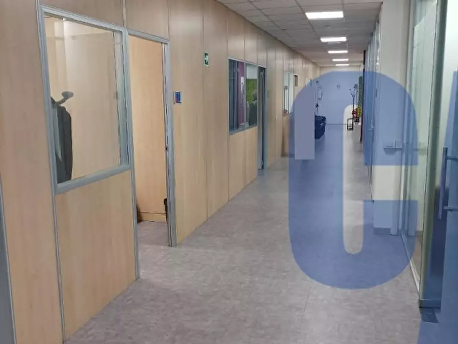 Immagine 24 di Ufficio in affitto  in VIALE CERTOSA a Milano