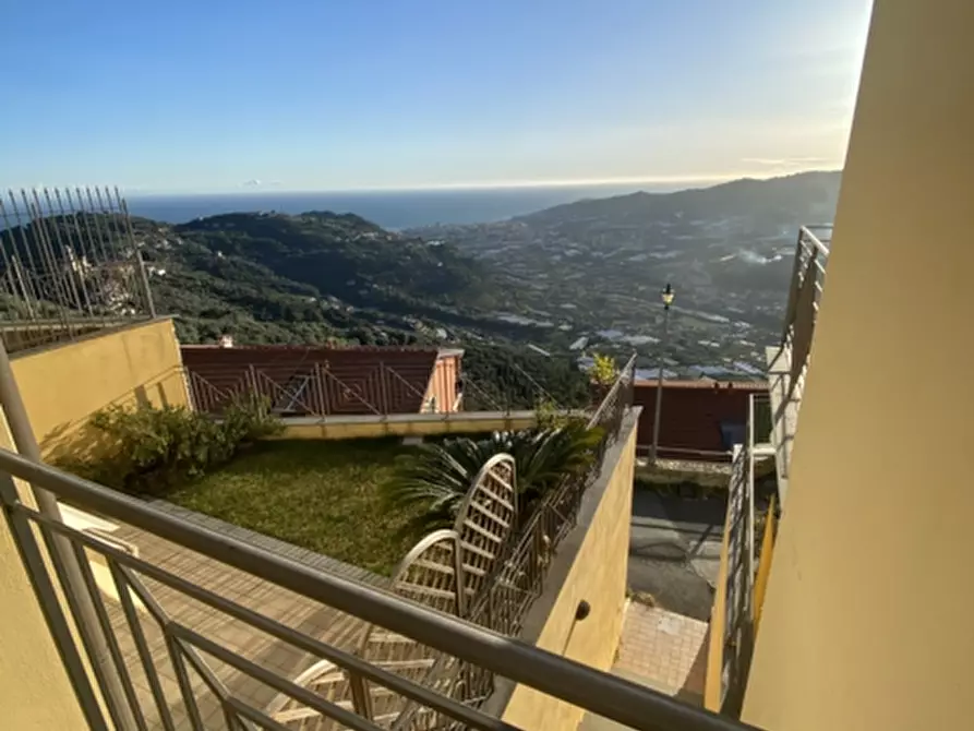 Immagine 8 di Appartamento in vendita  in Strada Pose a Castellaro