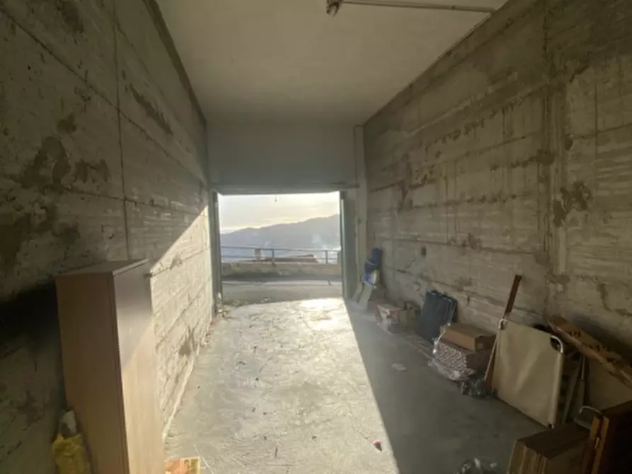 Immagine 10 di Appartamento in vendita  in Strada Pose a Castellaro