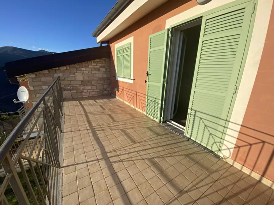 Immagine 18 di Appartamento in vendita  in Strada Pose a Castellaro