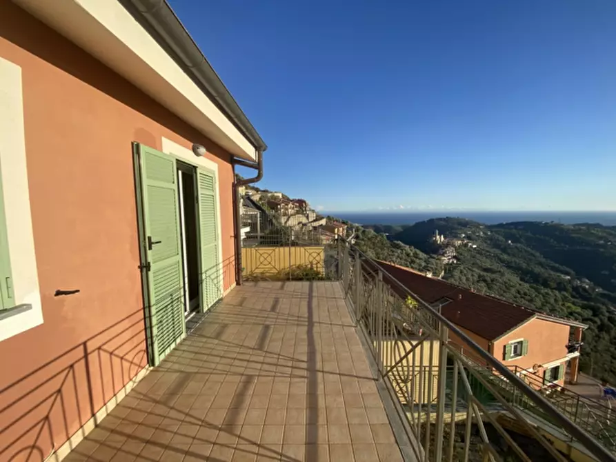 Immagine 20 di Appartamento in vendita  in Strada Pose a Castellaro