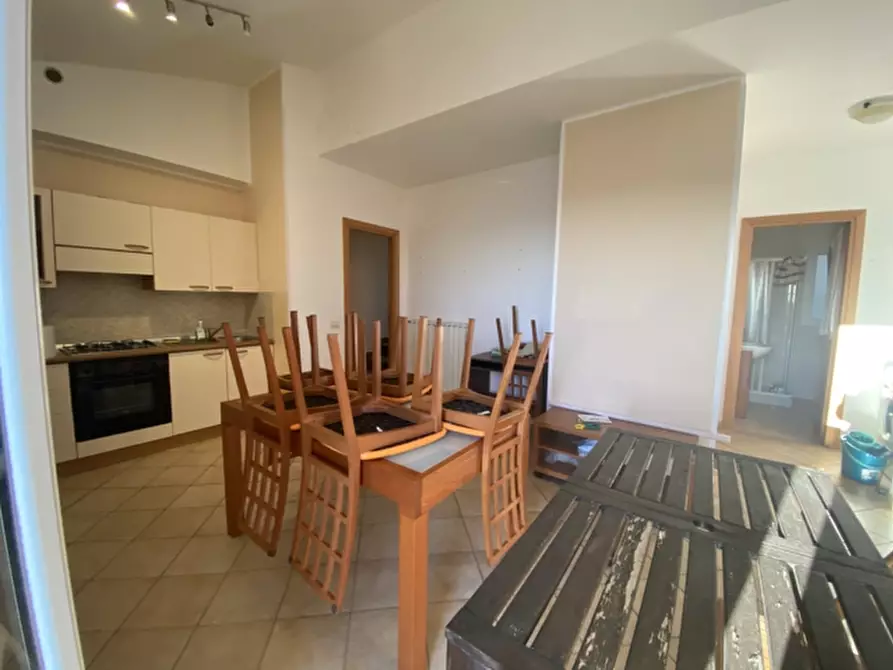 Immagine 21 di Appartamento in vendita  in Strada Pose a Castellaro