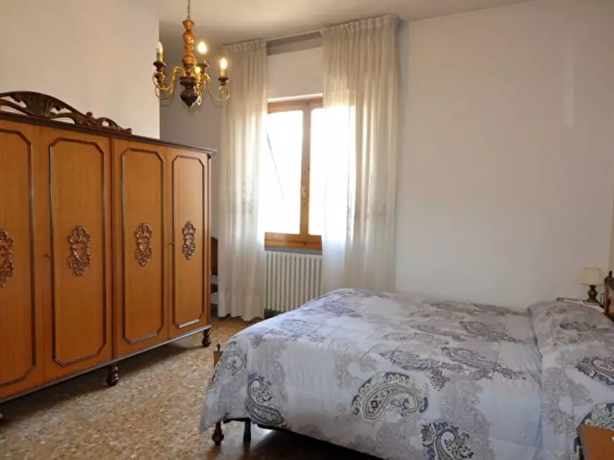 Immagine 8 di Appartamento in vendita  in Viale Europa a Terranuova Bracciolini