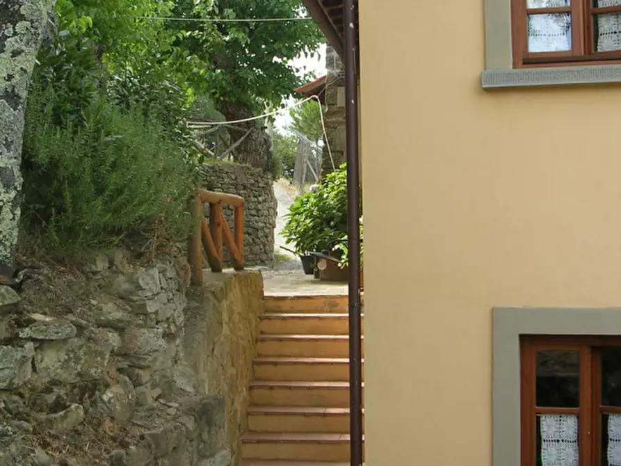 Immagine 4 di Villetta a schiera in vendita  in querceto a Loro Ciuffenna