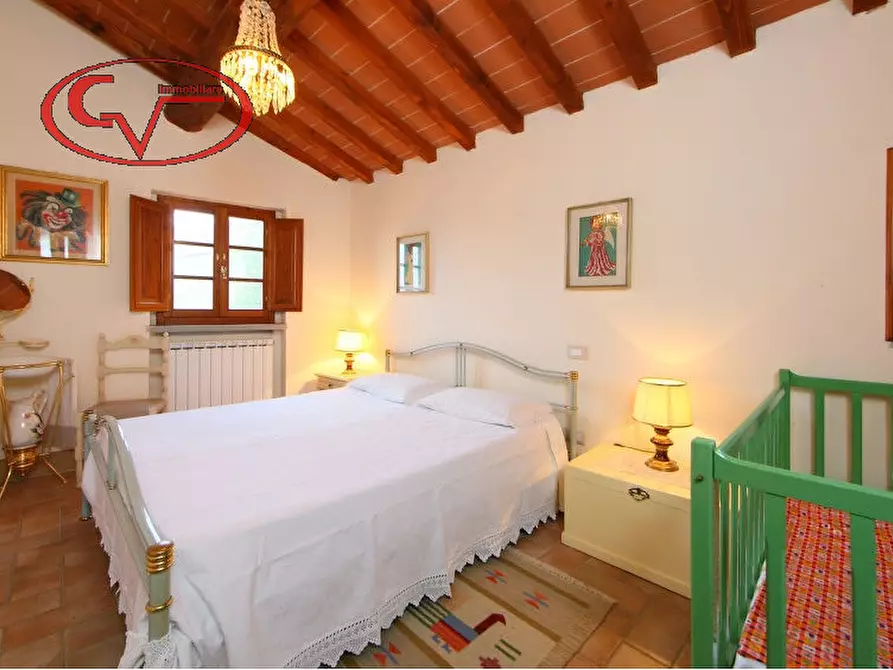 Immagine 15 di Villetta a schiera in vendita  in querceto a Loro Ciuffenna