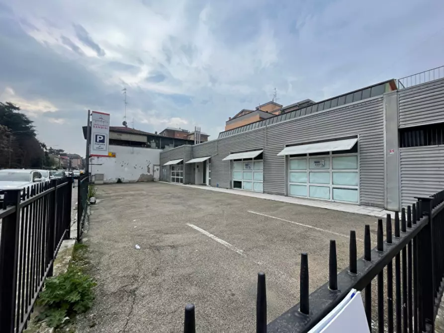 Immagine 1 di Capannone industriale in vendita  in Via Gramsci a Sassuolo