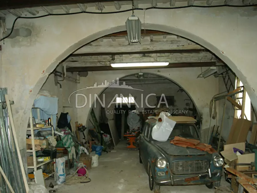 Immagine 32 di Rustico / casale in vendita  a Fucecchio